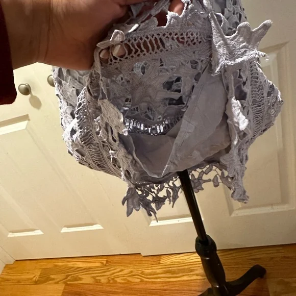 ASTR Lavender lace dress - Picture 5 of 10